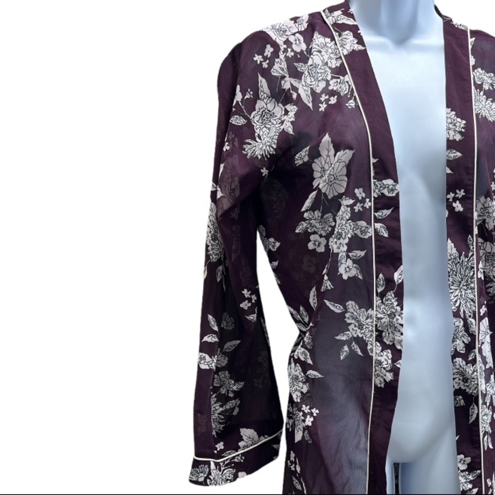 Live 4 Truth Kimono